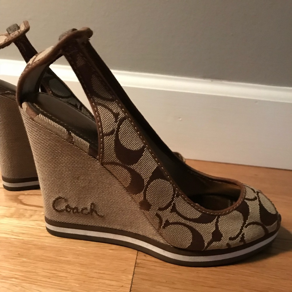 Coach Wedges